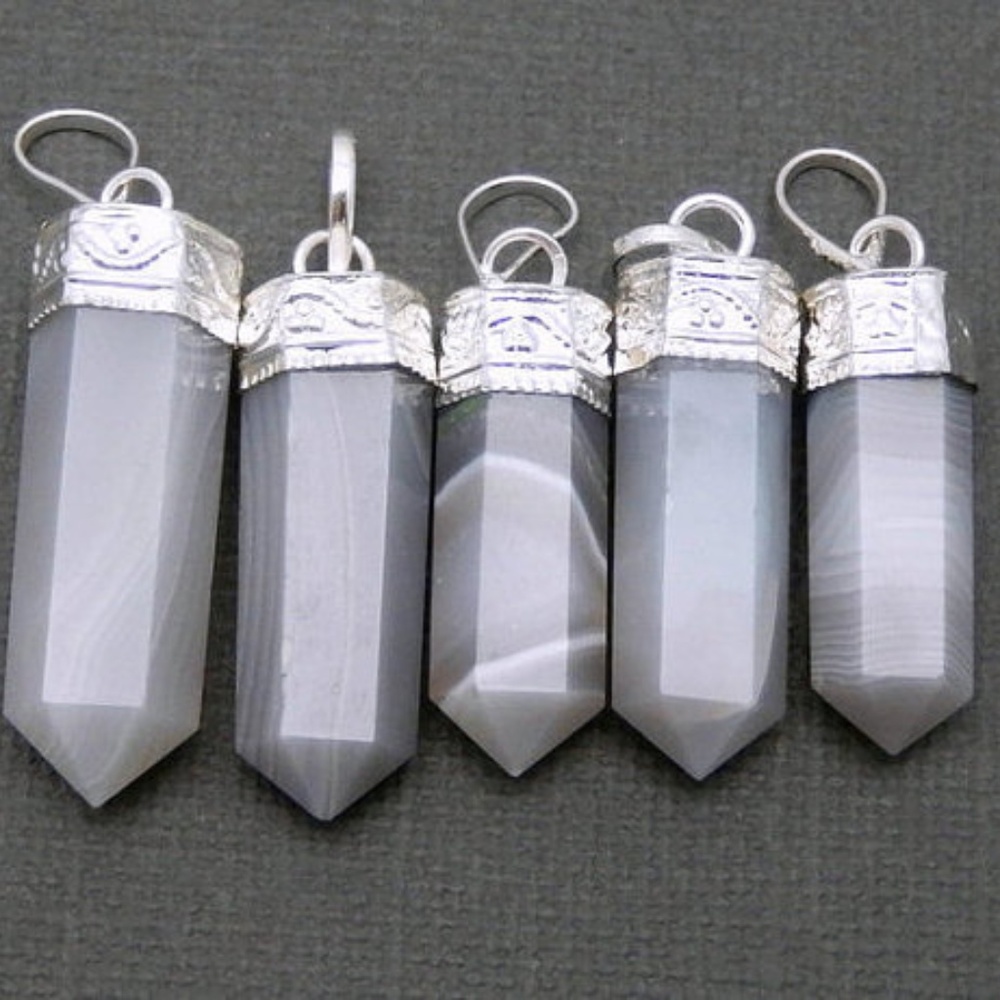 PRICE DROP! Indian Lace Agate Necklace! - Picture 4 of 6